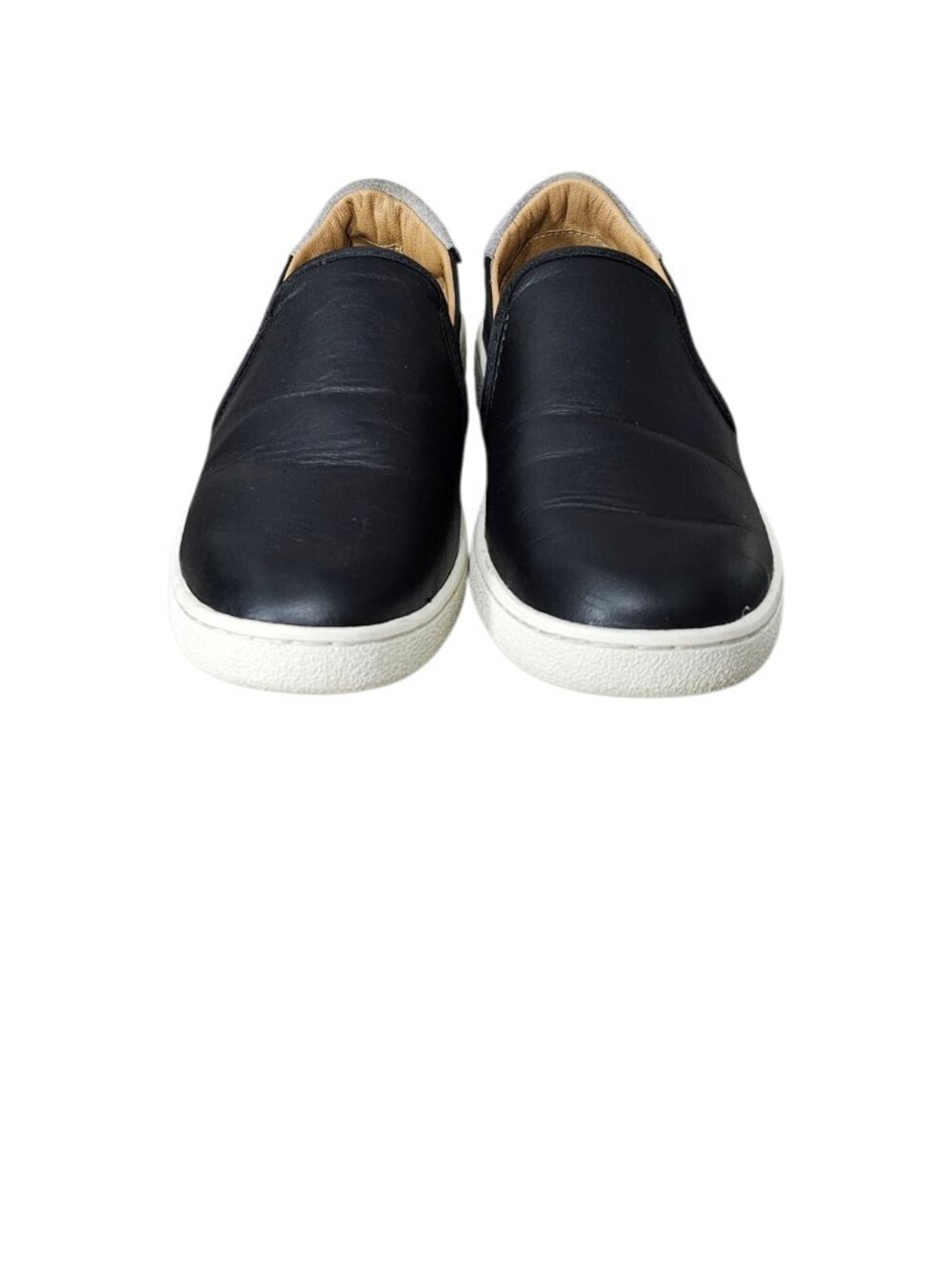 UGG Cas Black Leather Slip On Flat Sneakers Shoes Low Profile Size 7 - Picture 4 of 8